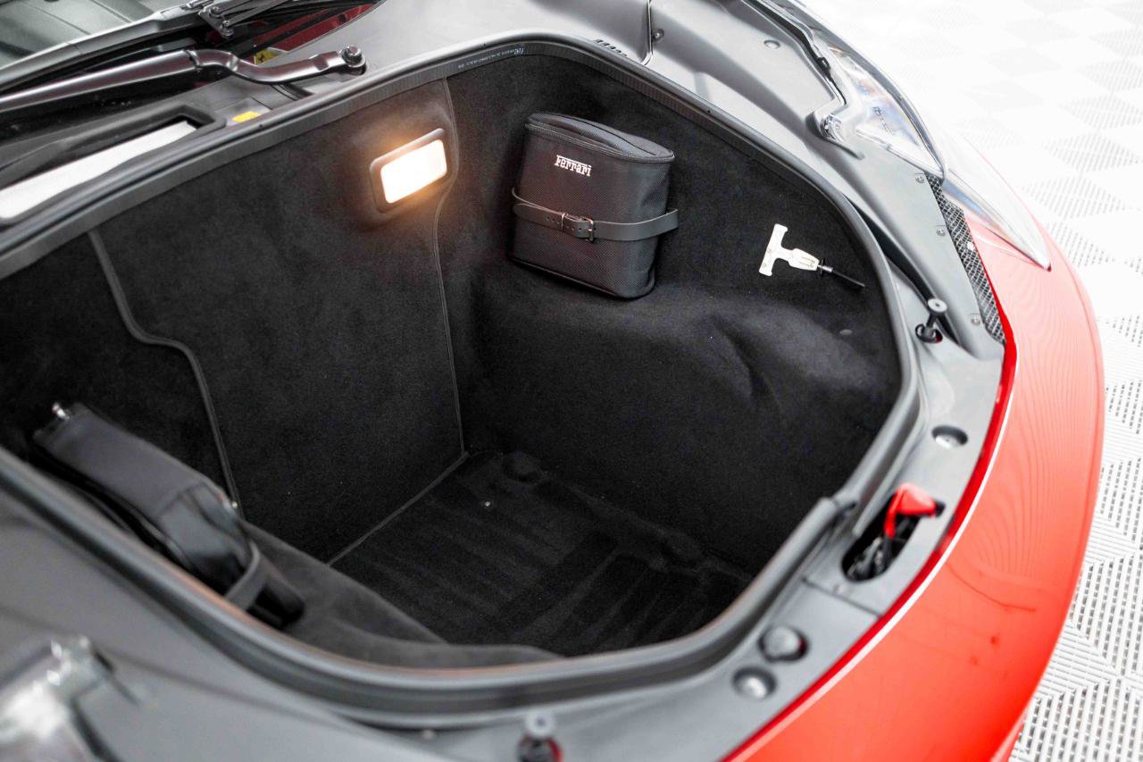 Used 2013 Ferrari 458 Spider RWD image 74