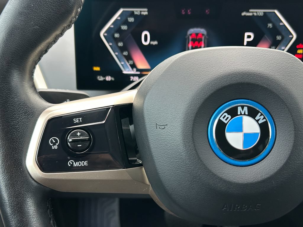 Used 2024 BMW iX xDrive50 w/ Sport Package AWD/4WD image 18