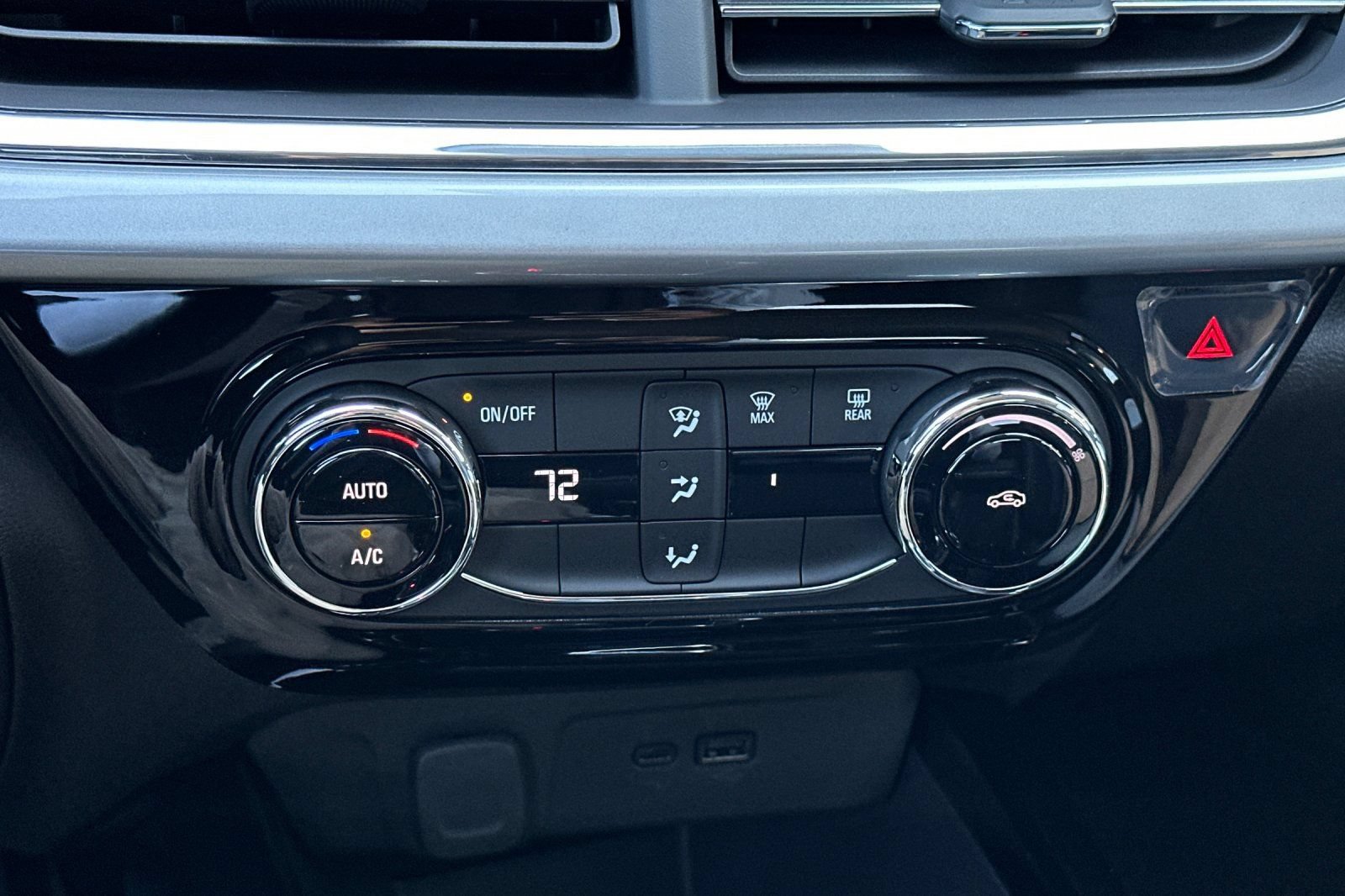 New 2026 Chevrolet Trax LT FWD image 20