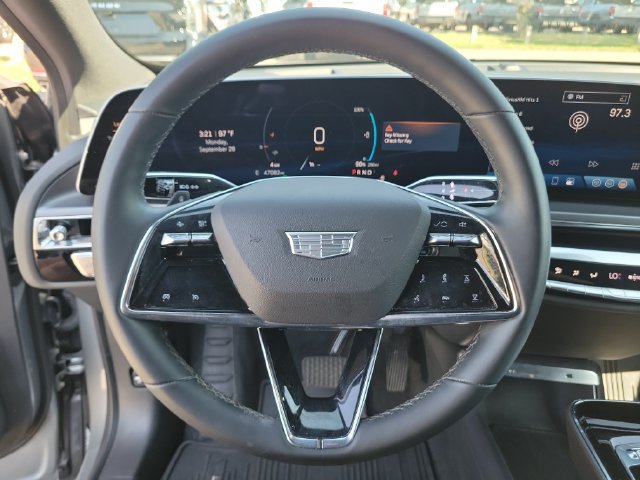 Certified 2024 Cadillac Lyriq Tech AWD/4WD image 26