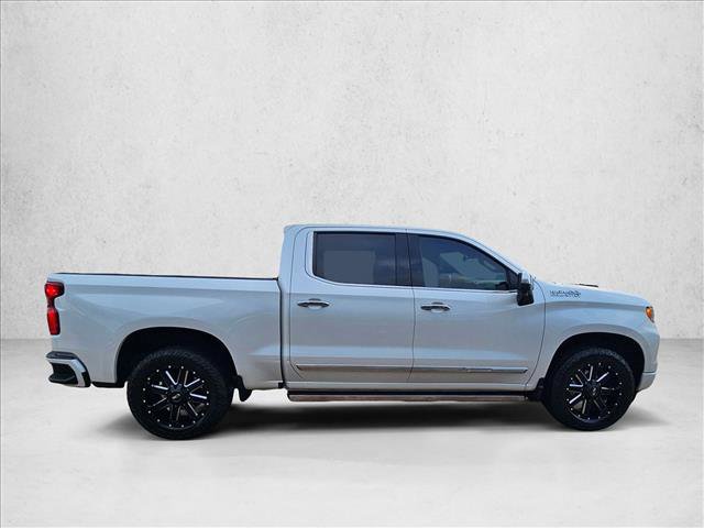 Used 2023 Chevrolet Silverado 1500 High Country w/ High Country Premium Package image 4