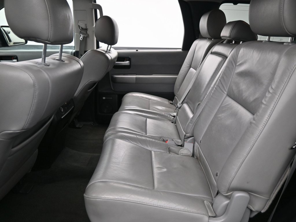 Used 2015 Toyota Sequoia Limited image 30