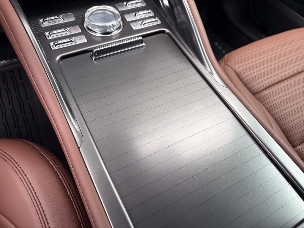 New 2026 Lincoln Nautilus Reserve w/ Jet Appearance Package AWD/4WD image 40
