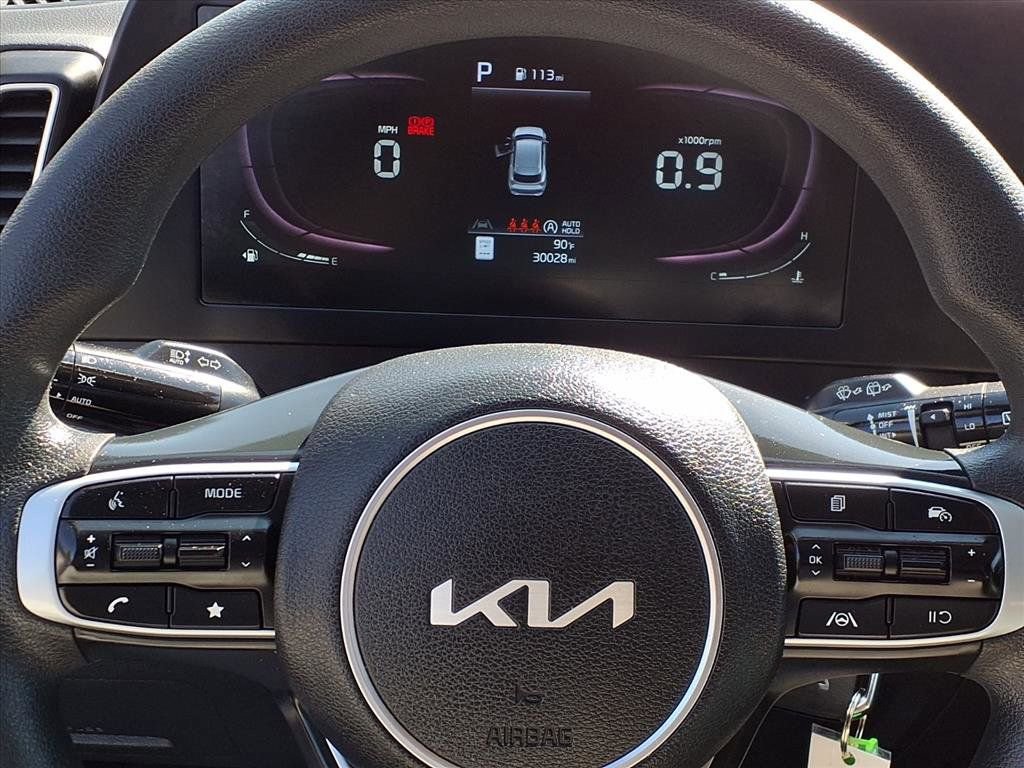 Used 2024 Kia Sportage LX image 13
