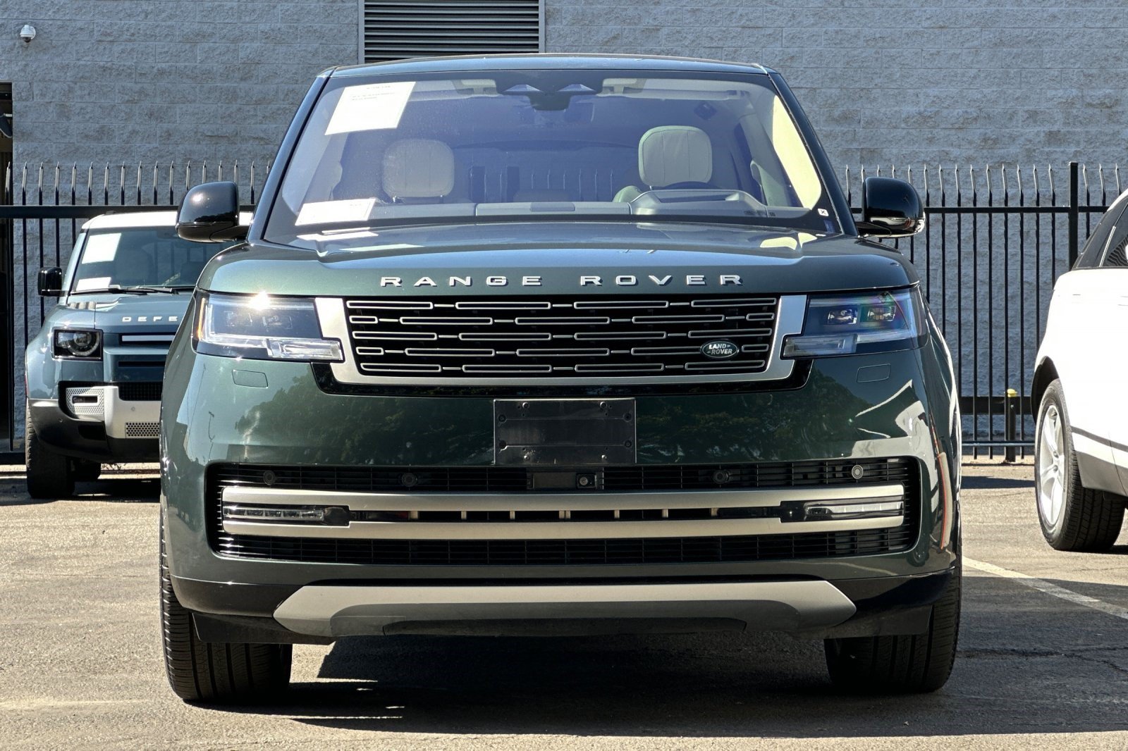 Used 2023 Land Rover Range Rover SE AWD/4WD image 6