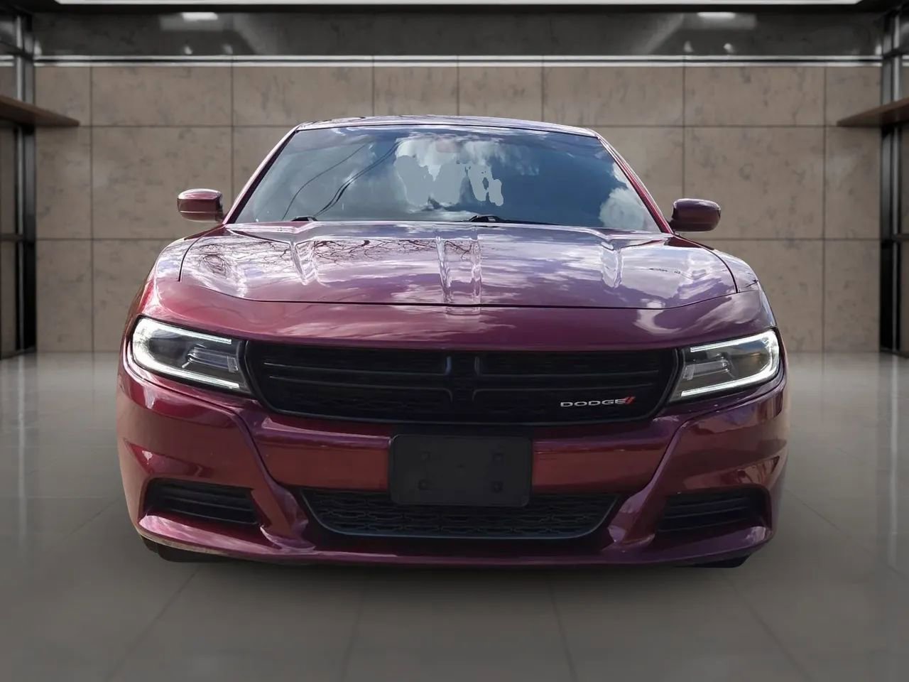 Used 2018 Dodge Charger SXT image 4