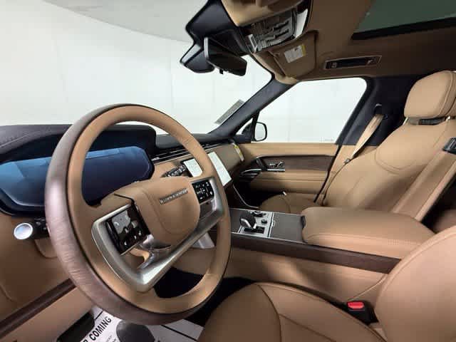 New 2027 Land Rover Range Rover Long Wheelbase SE AWD/4WD image 6