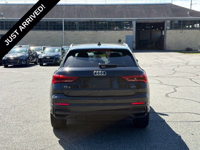 Used 2024 Audi Q3 2.0T Premium w/ Convenience Package AWD/4WD image 5