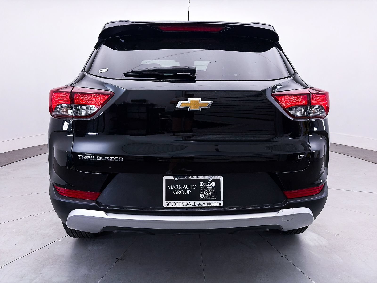 Used 2023 Chevrolet TrailBlazer LT FWD image 12