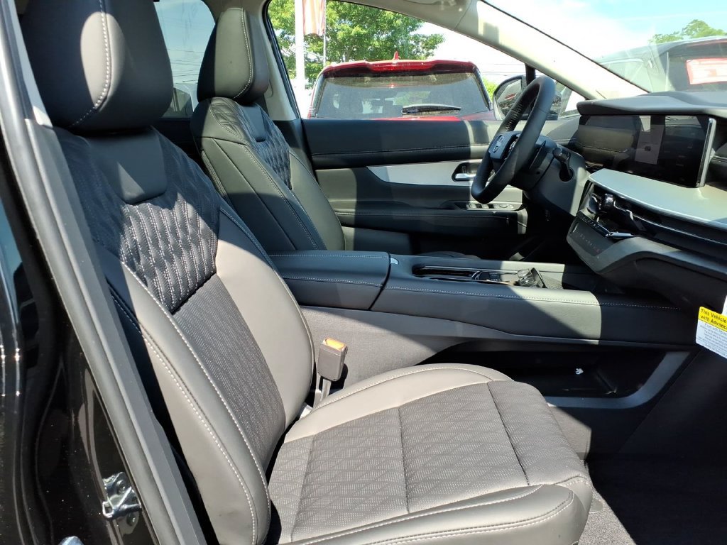 New 2026 Nissan Murano Platinum w/ Cargo Package AWD/4WD image 7