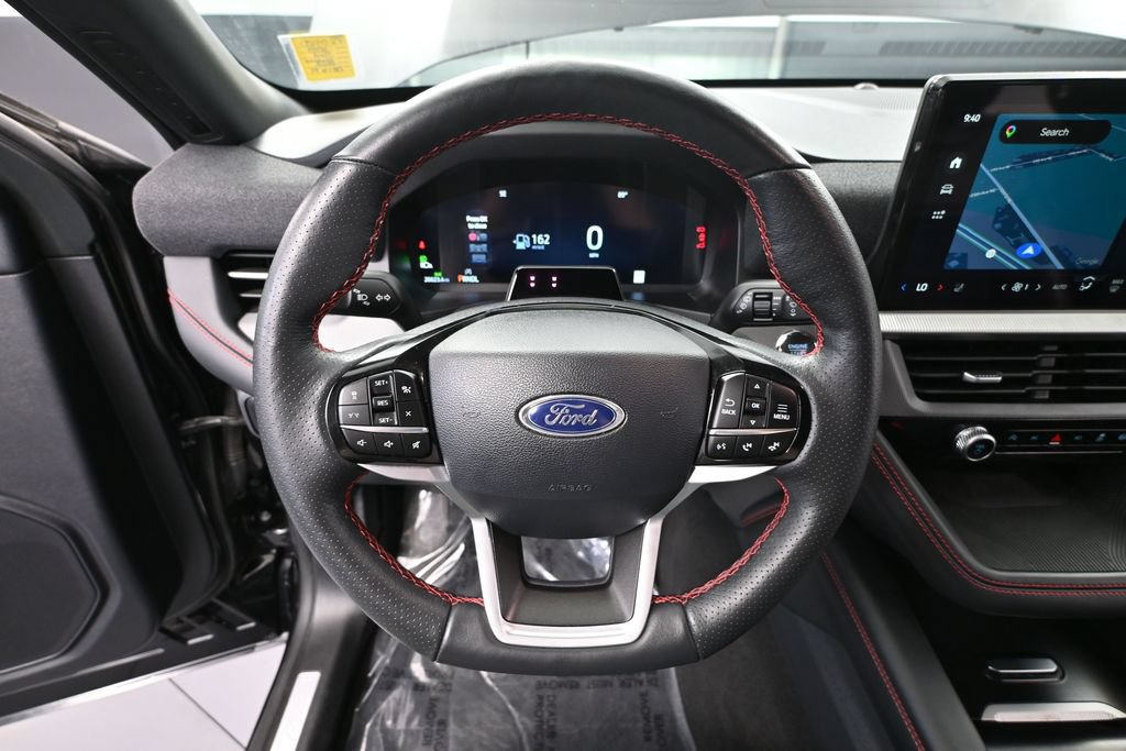 Used 2025 Ford Explorer ST-Line w/ ST-Line Street Pack AWD/4WD image 20