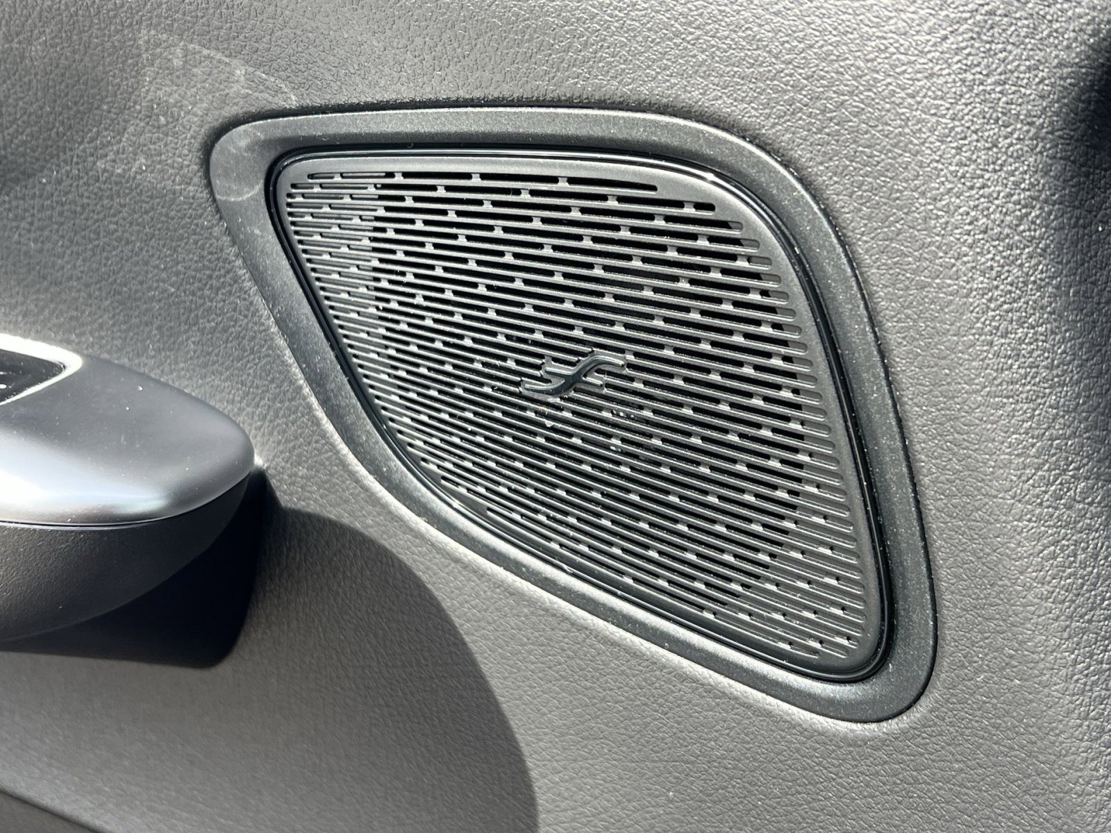 New 2026 Mercedes-Benz GLC 300 4MATIC image 34