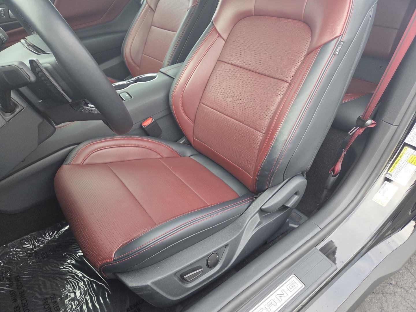 Used 2025 Ford Mustang GT Premium RWD image 20