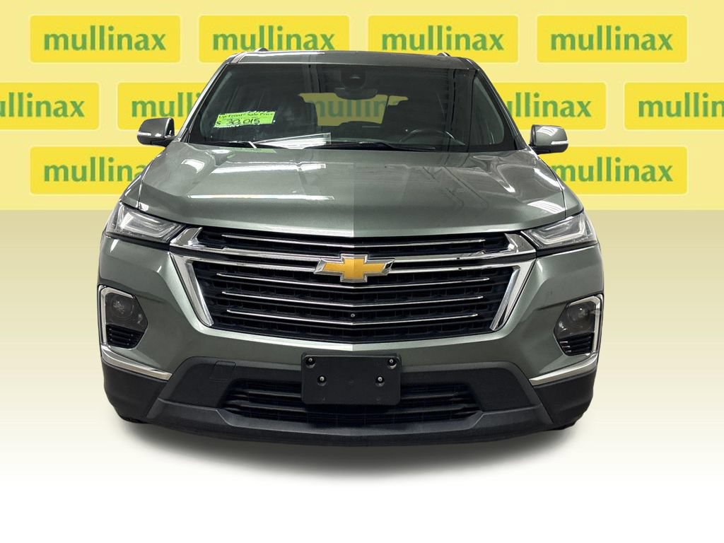 Used 2022 Chevrolet Traverse LT FWD image 6