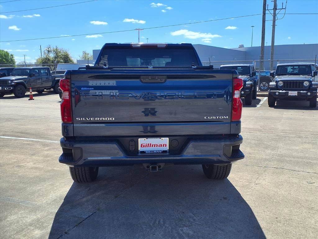 Used 2022 Chevrolet Silverado 1500 Custom image 10