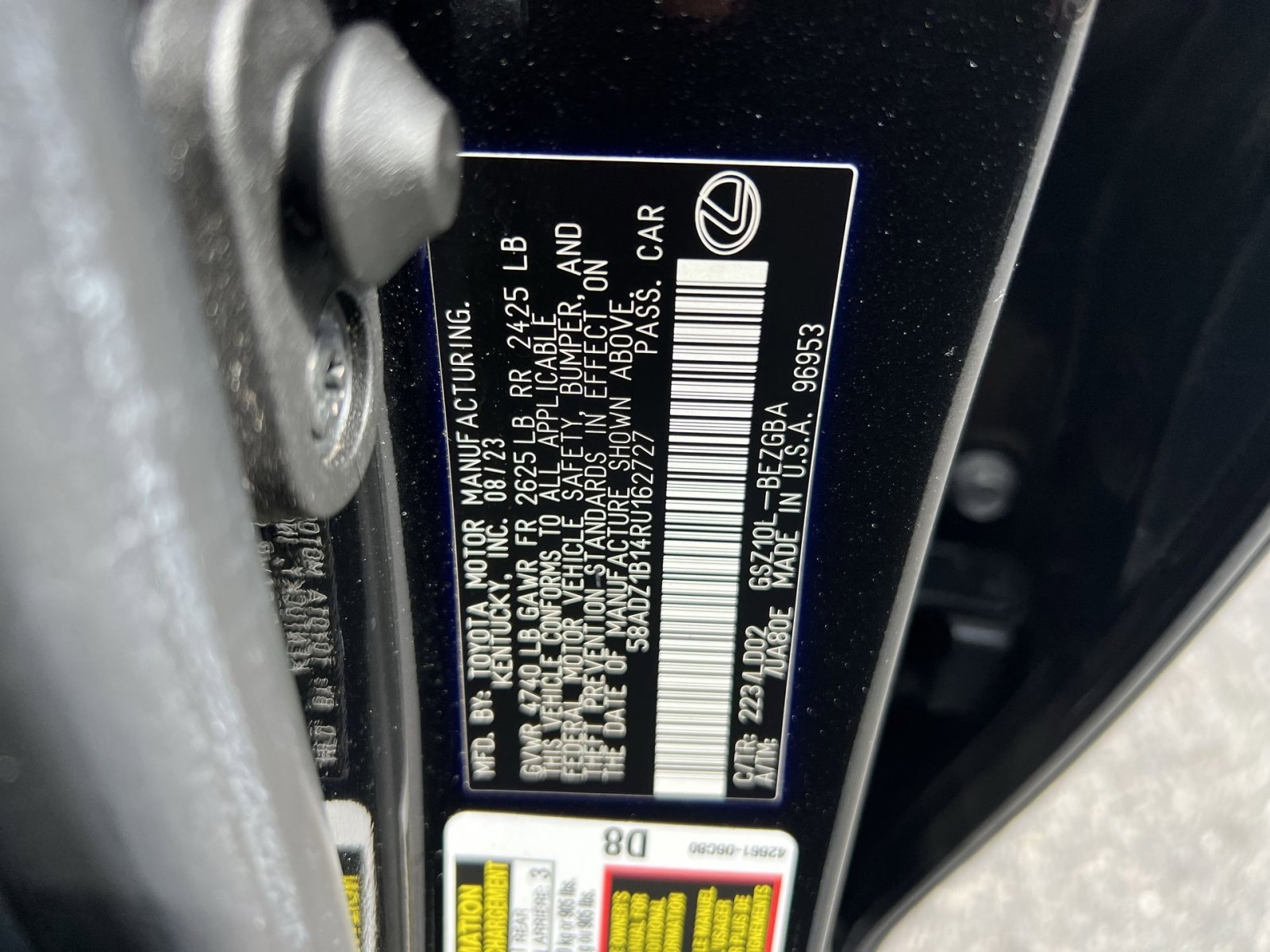 Used 2024 Lexus ES 350 w/ Premium Package image 28