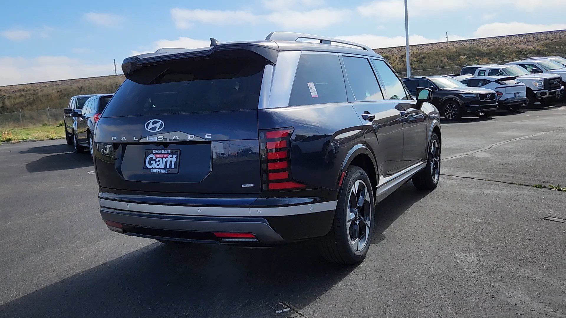New 2026 Hyundai Palisade Limited image 3