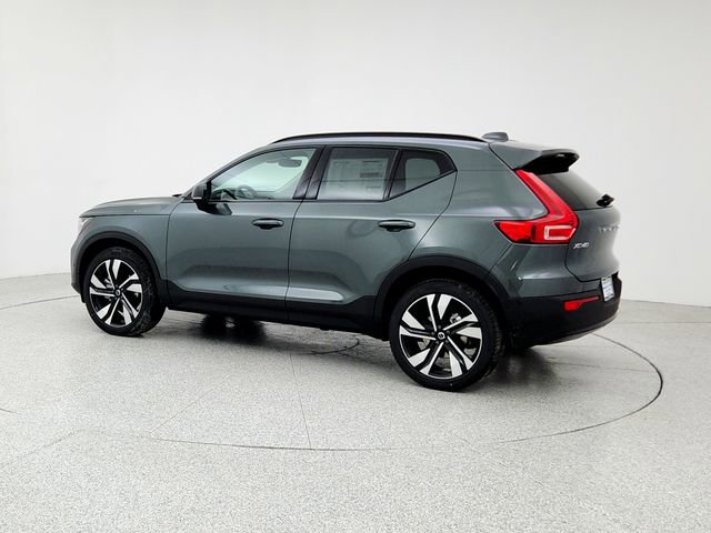 New 2026 Volvo XC40 B4 Plus w/ Climate Package image 7