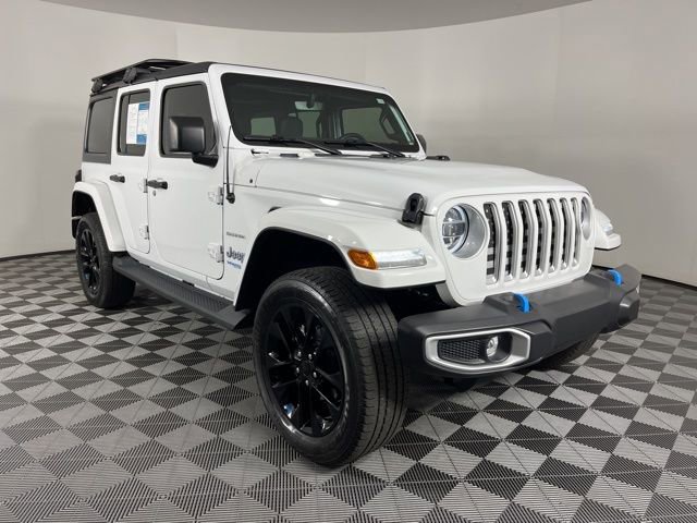 Used 2022 Jeep Wrangler Unlimited Sahara w/ Cold Weather Group image 2
