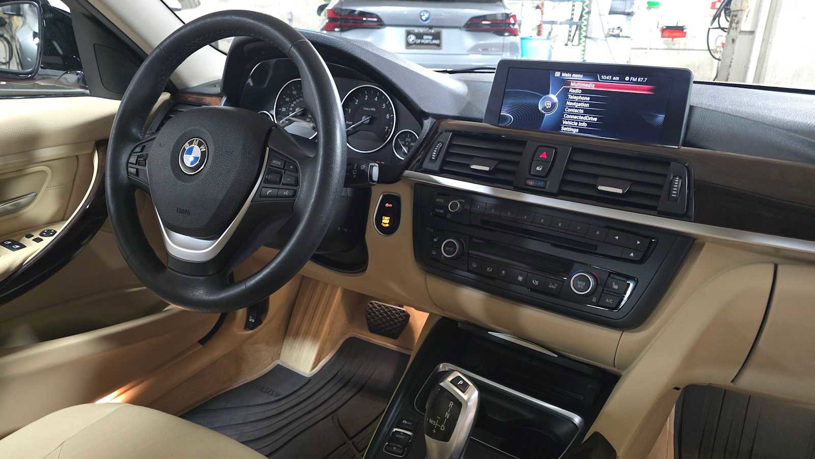 Used 2015 BMW 328i xDrive Sedan AWD/4WD image 11