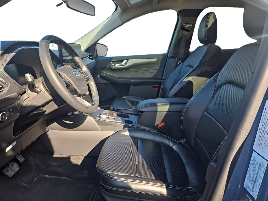 Certified 2023 Ford Escape Platinum AWD/4WD image 9