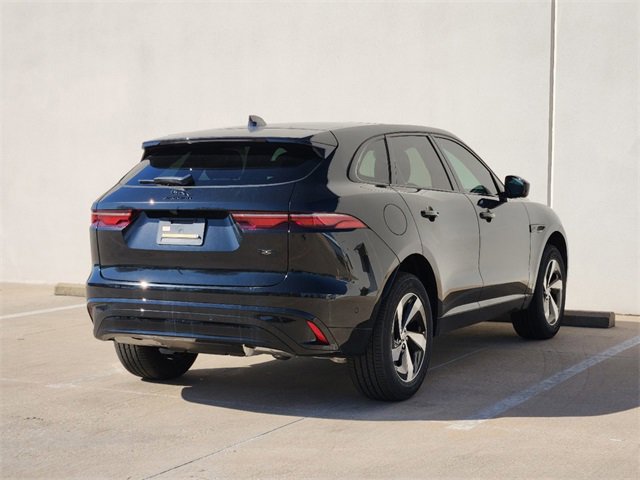 Used 2026 Jaguar F-PACE R-Dynamic S image 4
