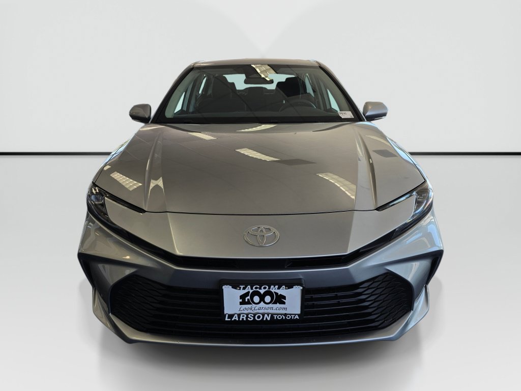 Used 2025 Toyota Camry LE FWD image 8