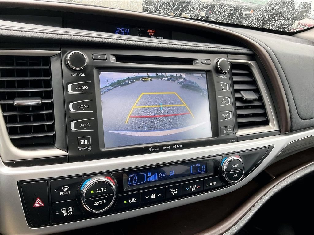 Used 2018 Toyota Highlander Limited w/ Protection Package #3 AWD/4WD image 20