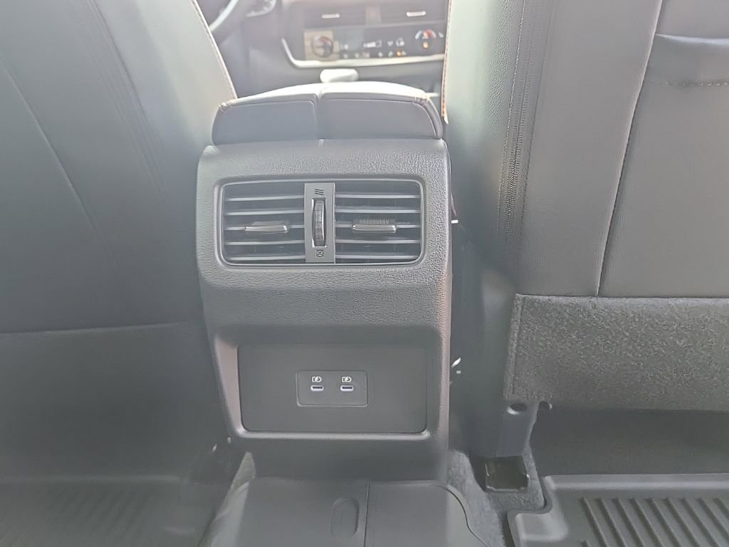 New 2026 Nissan Rogue SV image 30