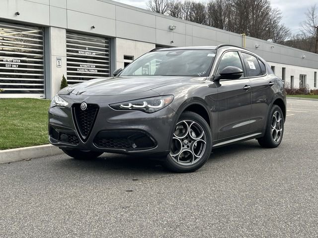 New 2026 Alfa Romeo Stelvio Sprint