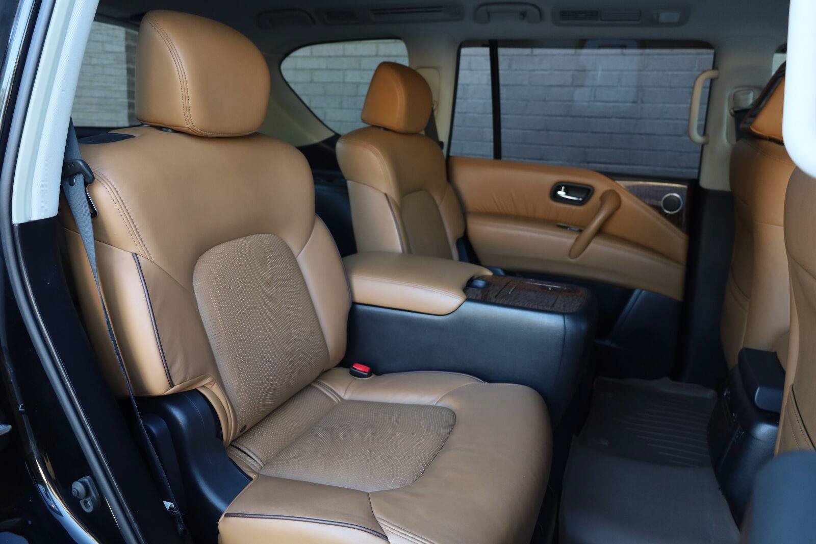 Used 2017 Nissan Armada Platinum RWD image 28