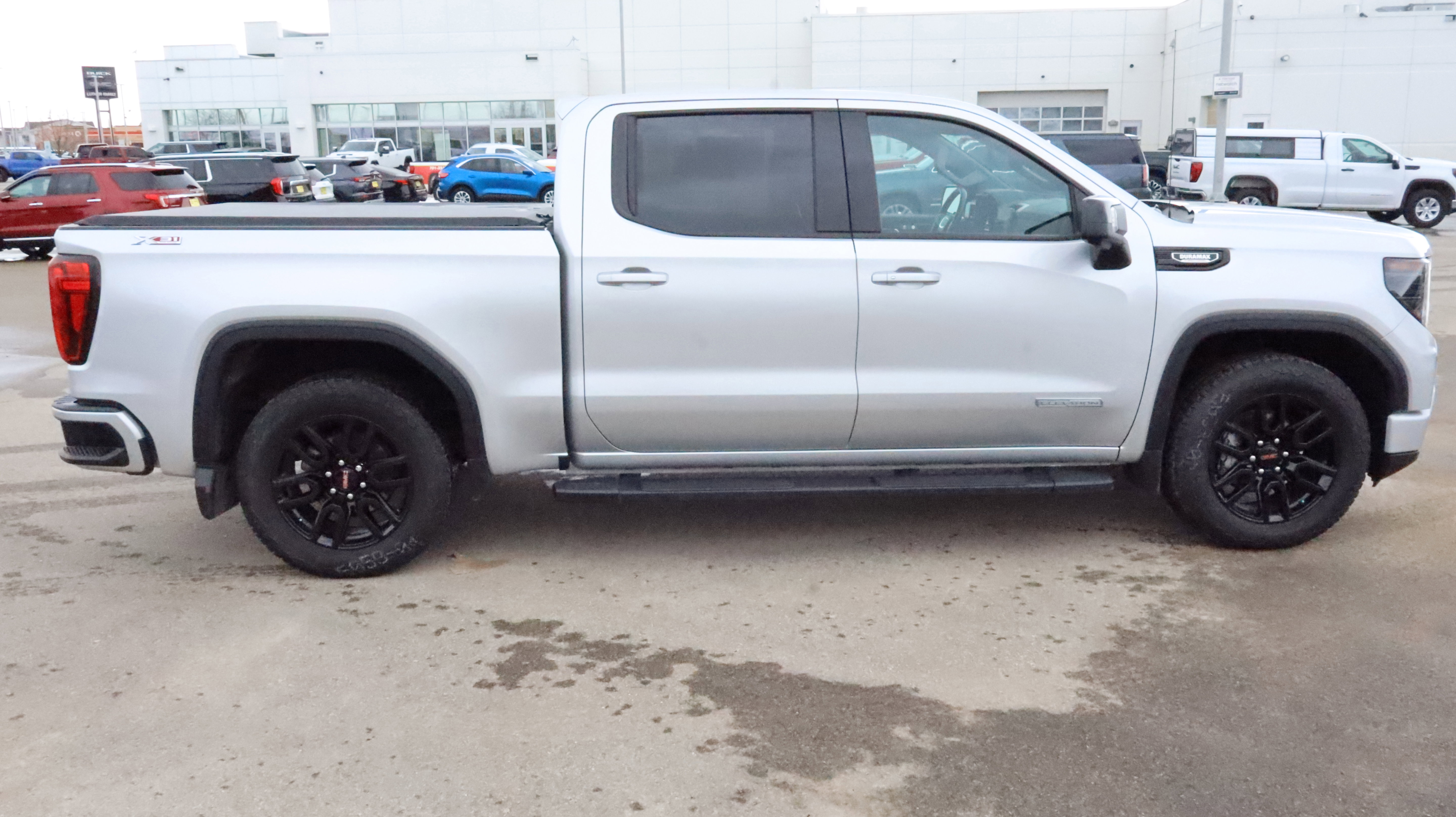 Used 2022 GMC Sierra 1500 Elevation w/ Elevation Premium Package image 8