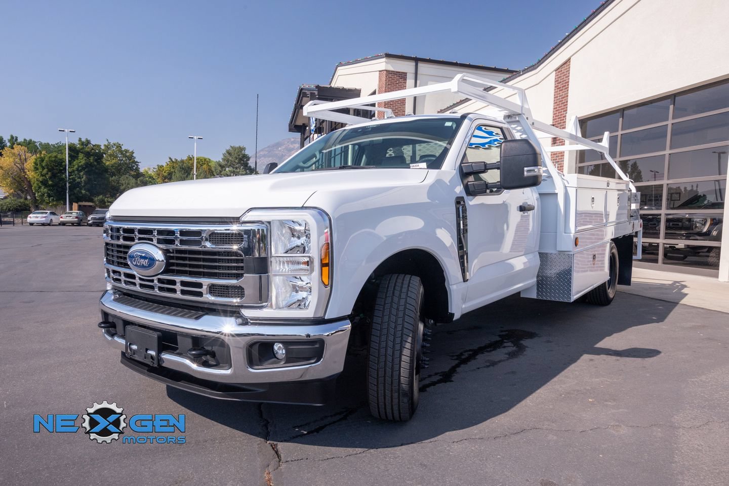 Used 2024 Ford F350 XL w/ XL Chrome Package RWD image 3