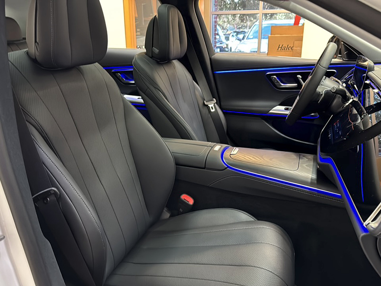 Certified 2025 Mercedes-Benz E 350 4MATIC Sedan image 12