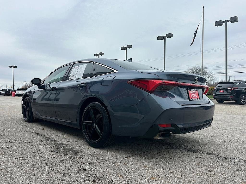 Certified 2019 Toyota Avalon Limited w/ Advanced Safety Package image 3