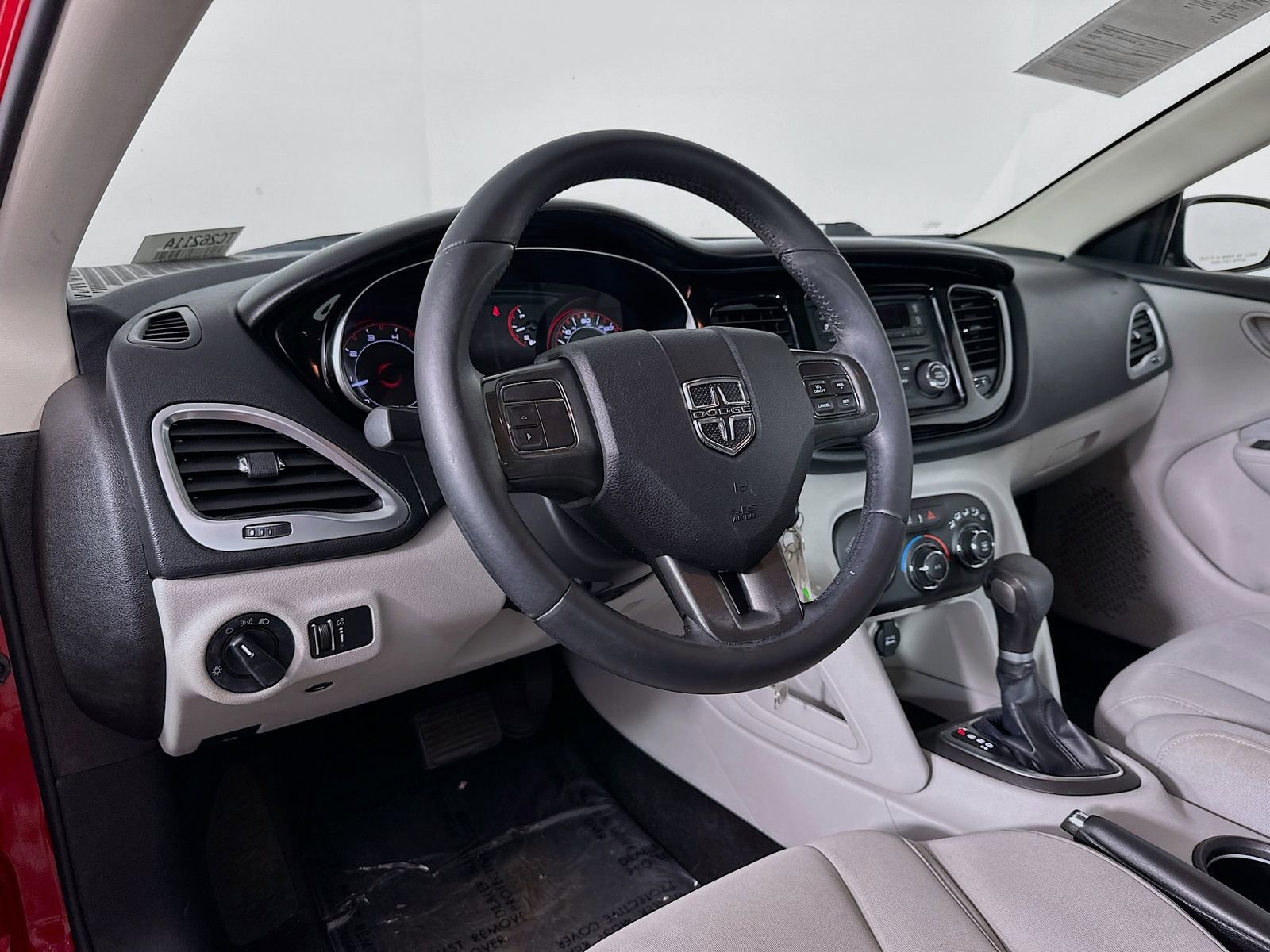 Used 2013 Dodge Dart SXT w/ Popular Equipment Group FWD image 9