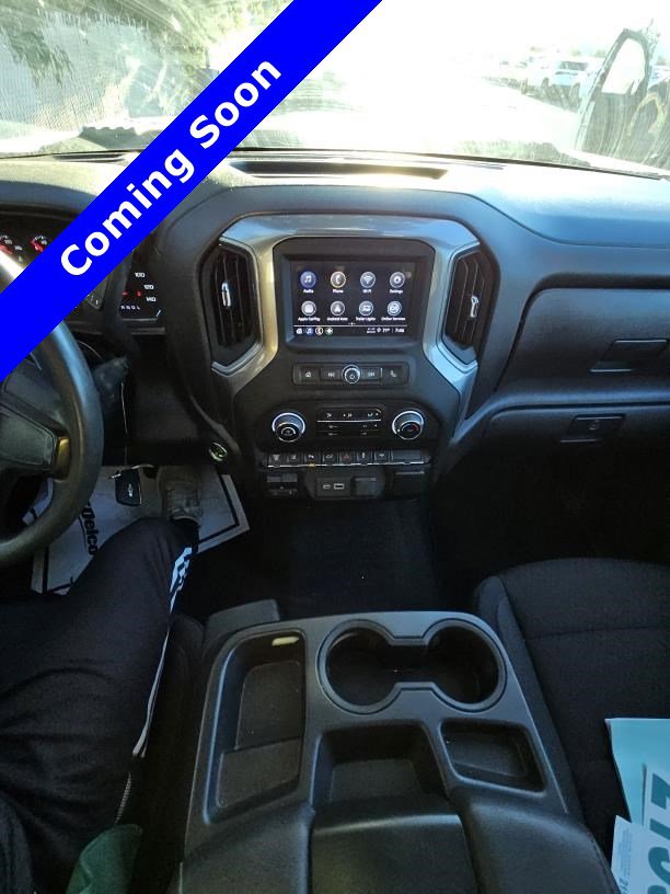 Used 2024 Chevrolet Silverado 2500 Custom w/ Custom Value Package RWD image 3