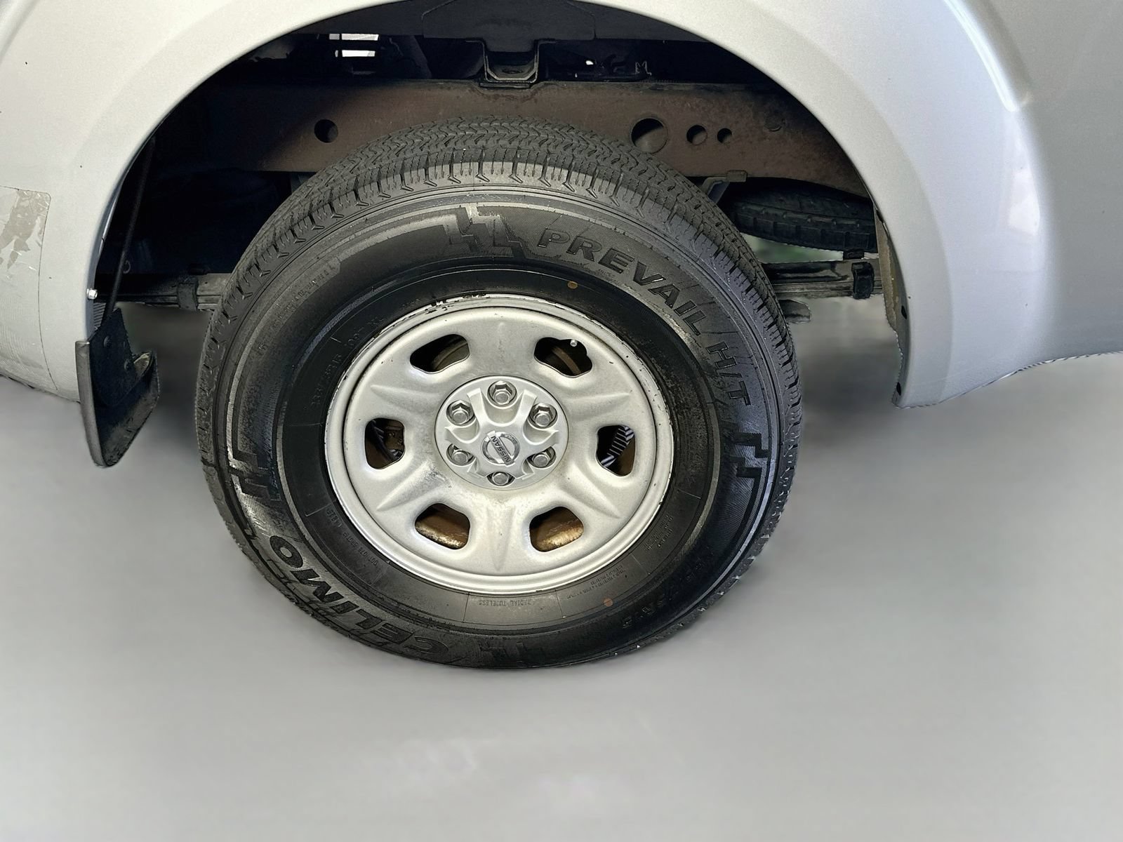 Used 2015 Nissan Frontier S RWD image 27