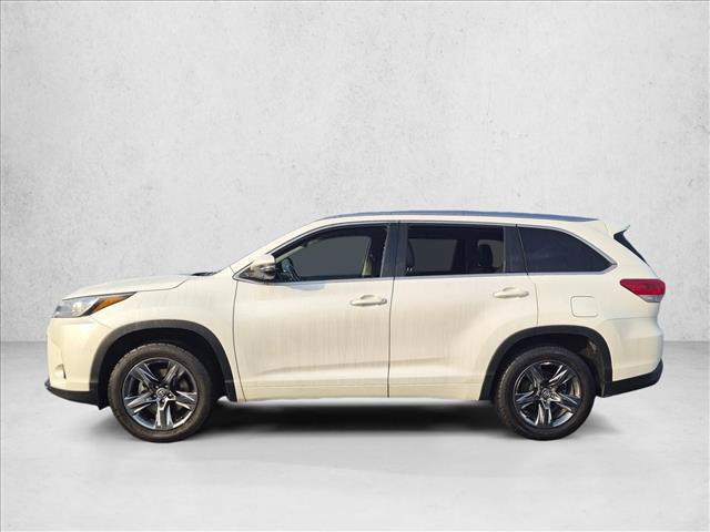 Used 2017 Toyota Highlander Limited Platinum FWD image 8