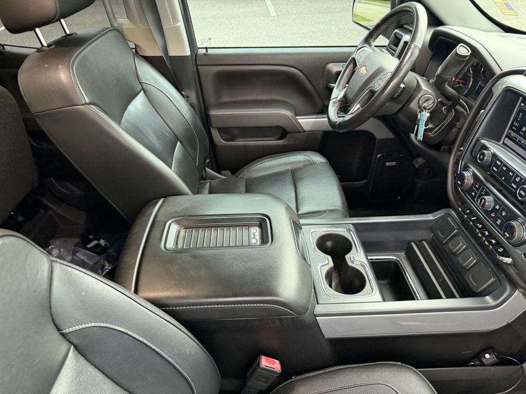 Used 2018 Chevrolet Silverado 1500 LTZ Z71 w/ LTZ Plus Package AWD/4WD image 16