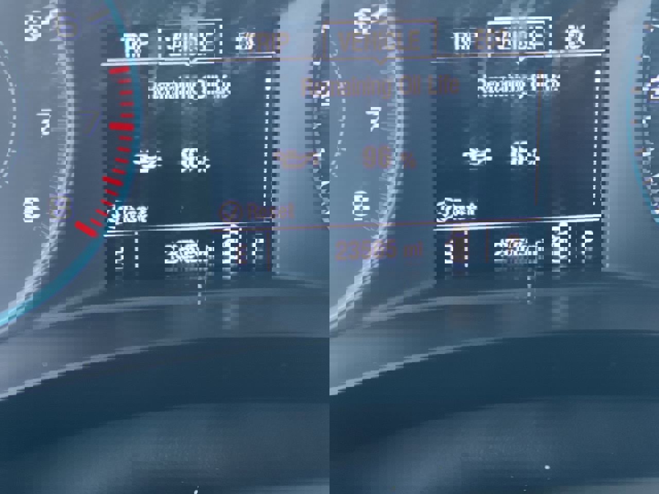 Used 2023 Chevrolet Traverse LT image 22