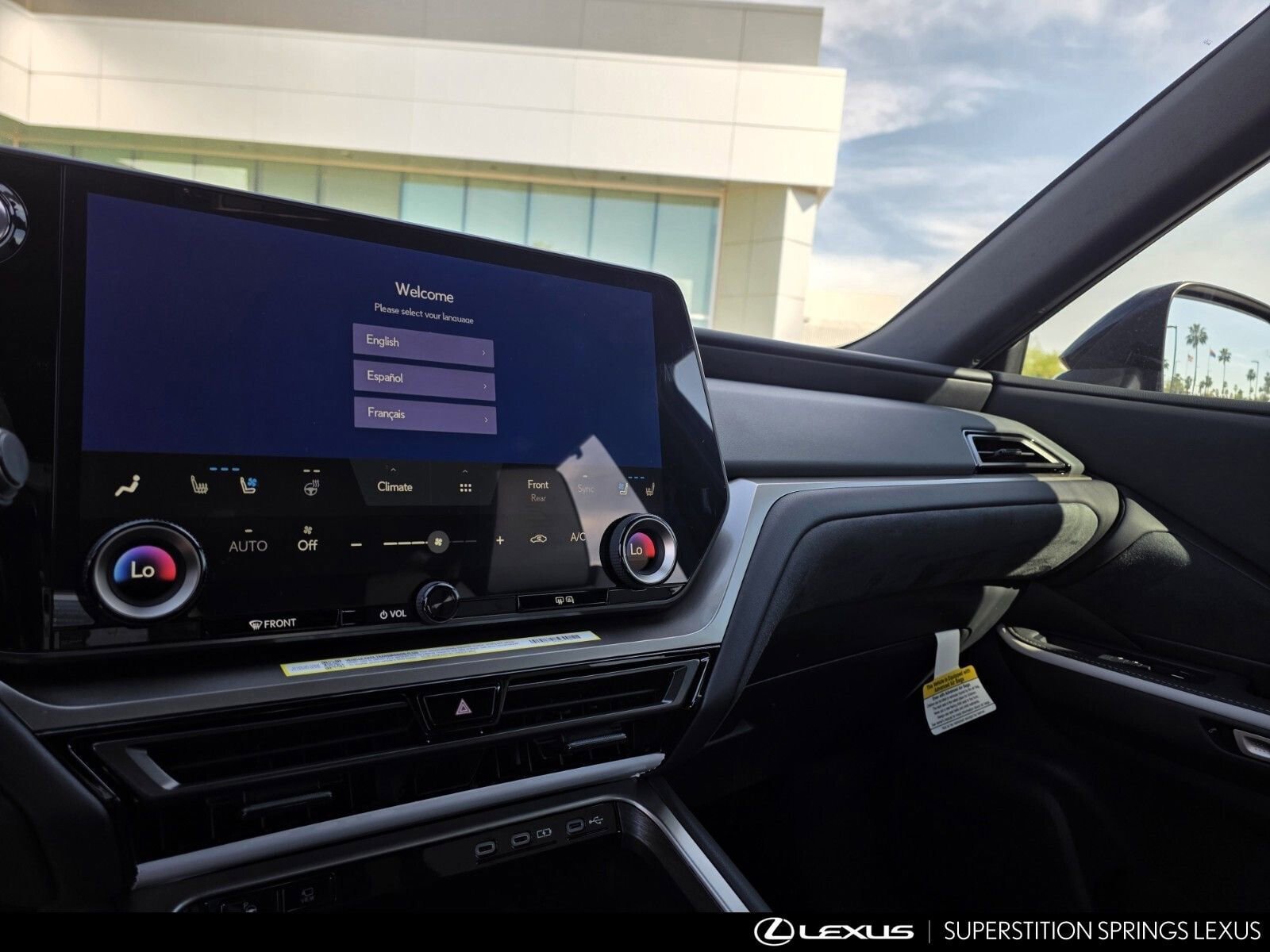 New 2026 Lexus TX 500h AWD image 17