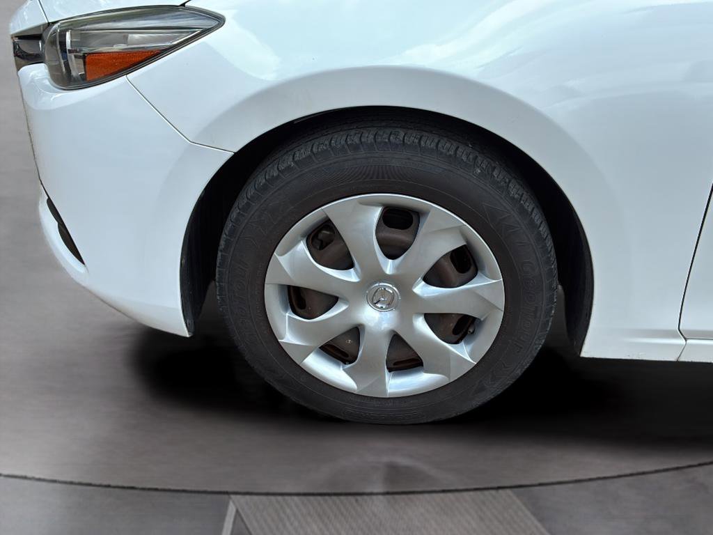 Used 2018 MAZDA MAZDA3 Sport FWD image 39