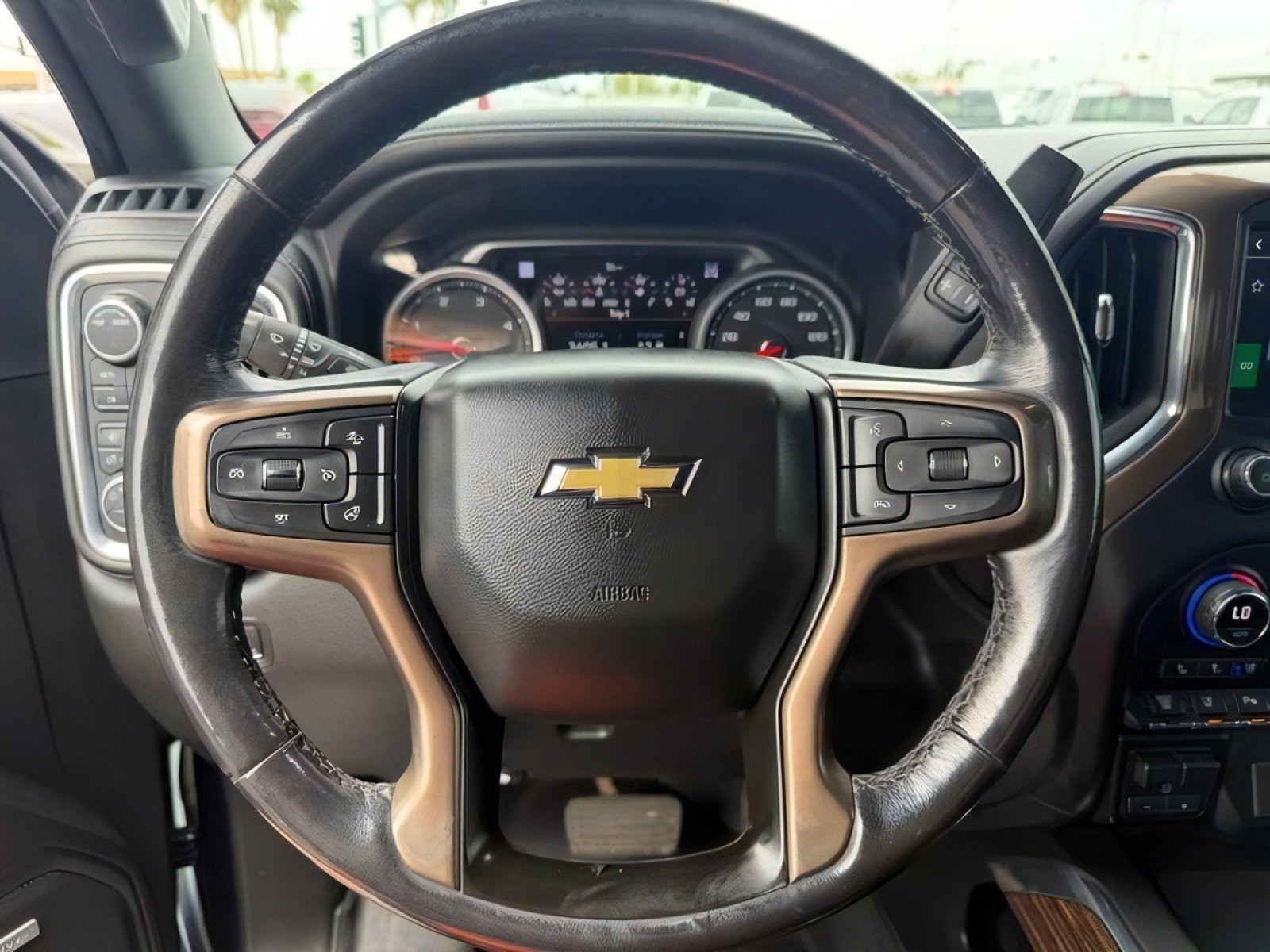 Used 2022 Chevrolet Silverado 3500 High Country w/ Safety Package II AWD/4WD image 22