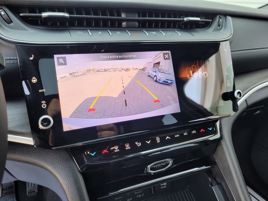 New 2026 Jeep Grand Cherokee L 2WD image 16