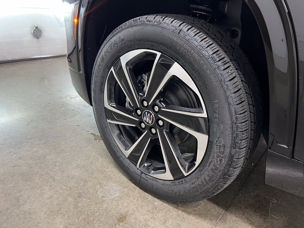 New 2026 Buick Enclave Sport Touring w/ Power Package FWD image 11