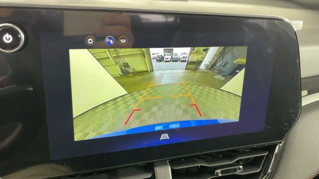 New 2025 Chevrolet Equinox RS image 21