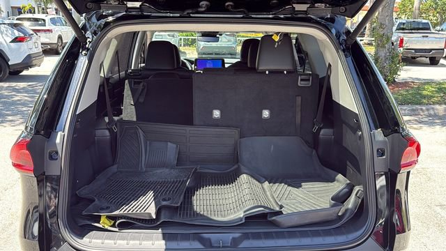 Certified 2024 Toyota Grand Highlander AWD image 8