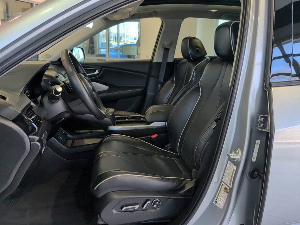 Certified 2025 Acura RDX SH-AWD w/ Advance Package image 14