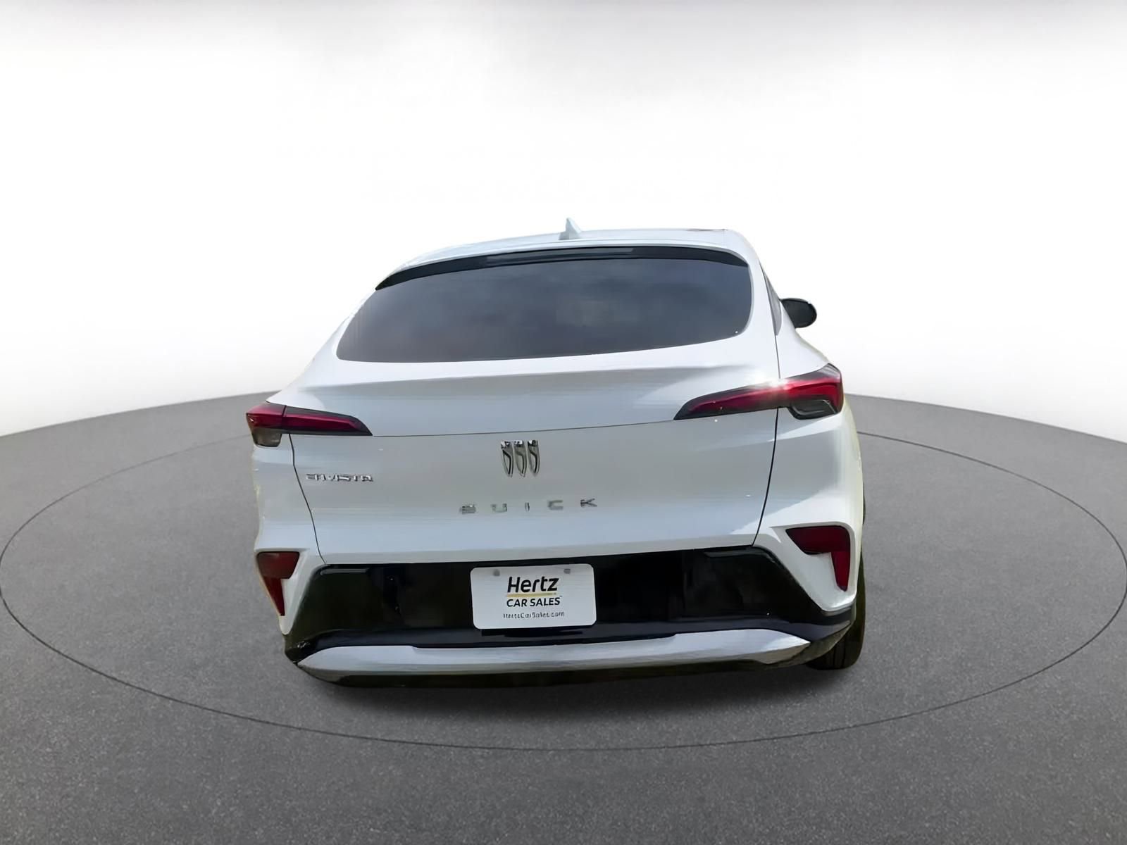 Used 2025 Buick Envista Sport Touring image 12